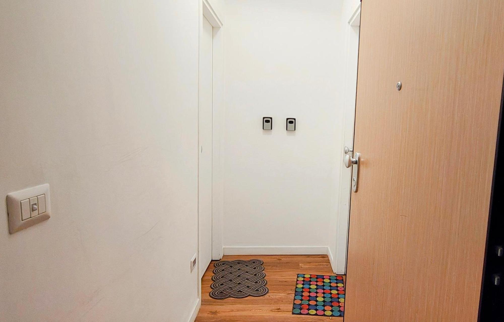 Central Suite Apartment Bari Kültér fotó