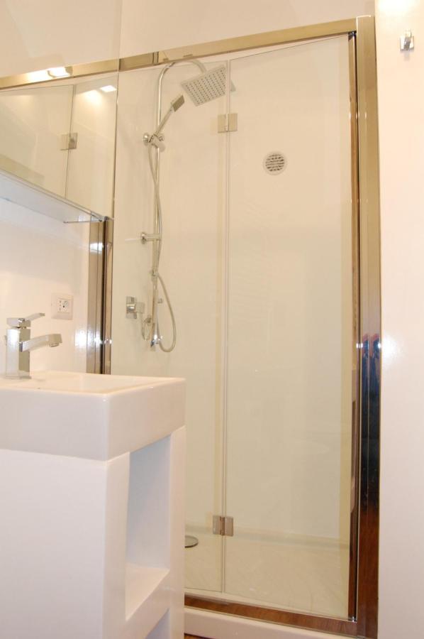 Central Suite Apartment Bari Kültér fotó
